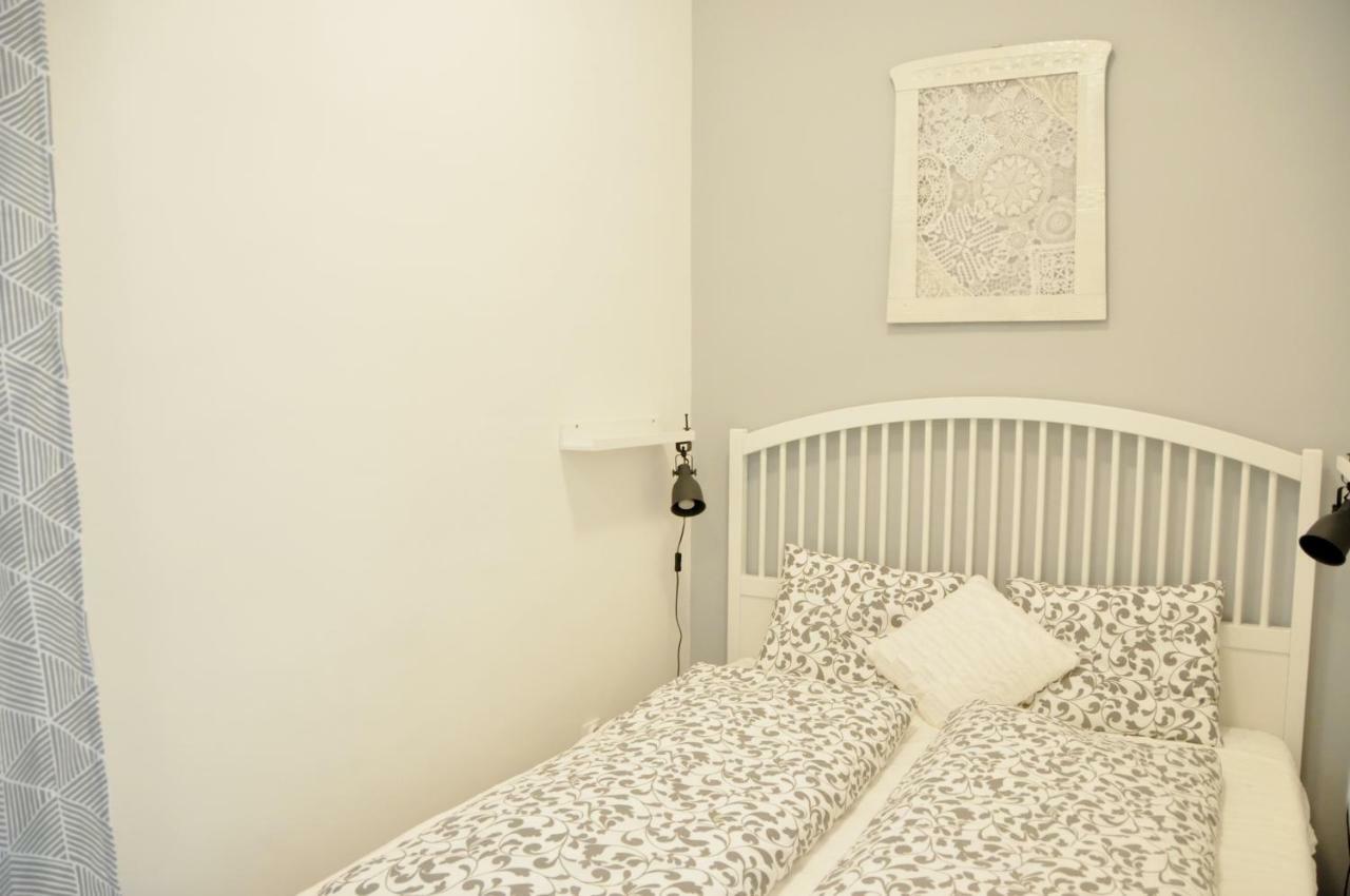 Modern & Historic Apartment 브라티슬라바 외부 사진